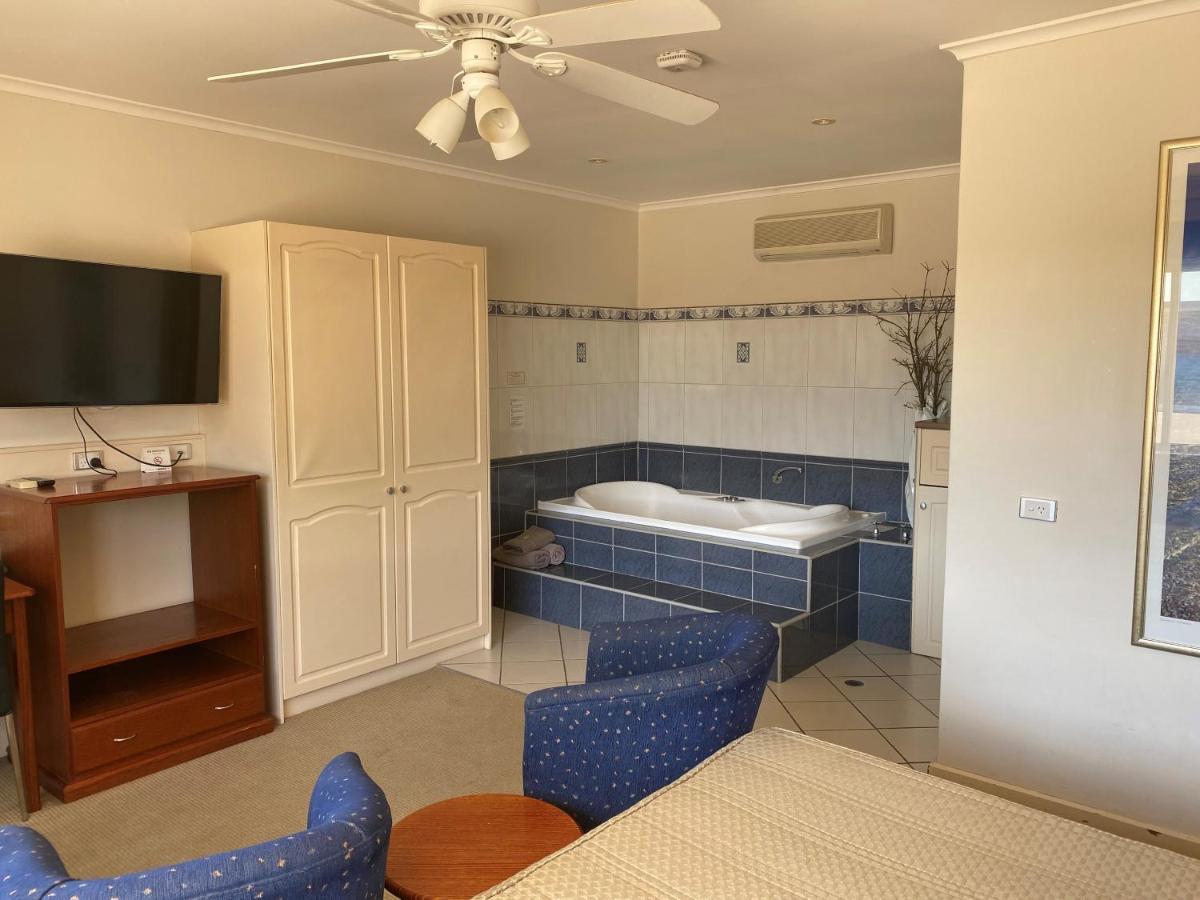 Comfort Inn & Suites Augusta Westside Порт Огъста Екстериор снимка